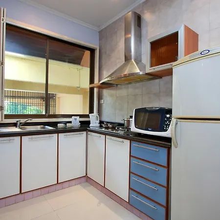 Argyle Apartments Pattaya Exterior photo