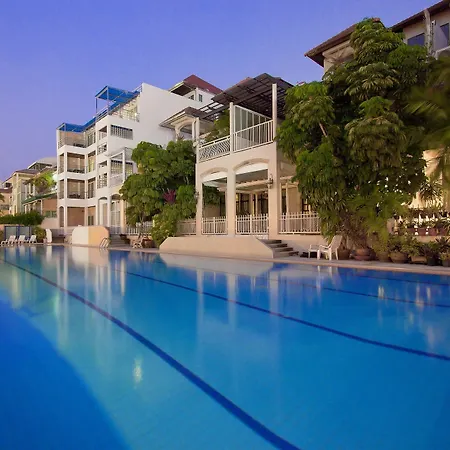 Argyle Apartments Pattaya Exterior photo