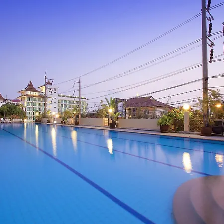 Argyle Apartments Pattaya Exterior photo