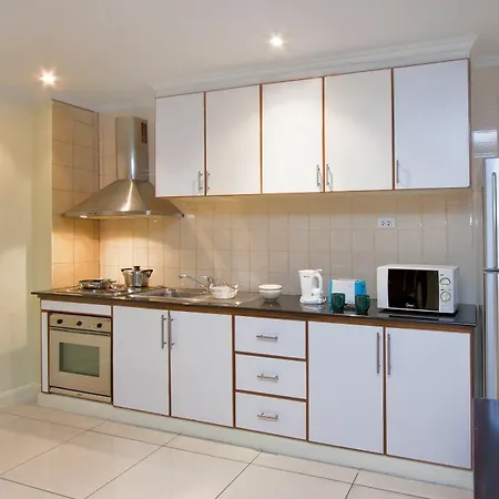 Argyle Apartments Pattaya Exterior photo