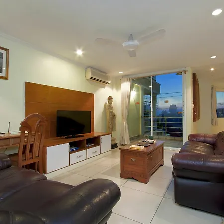 Argyle Apartments Pattaya Exterior photo