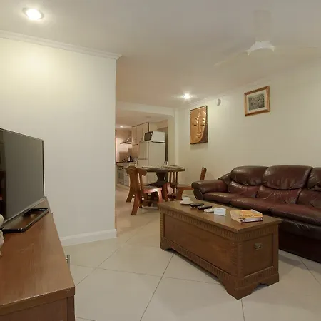 Argyle Apartments Pattaya Exterior photo
